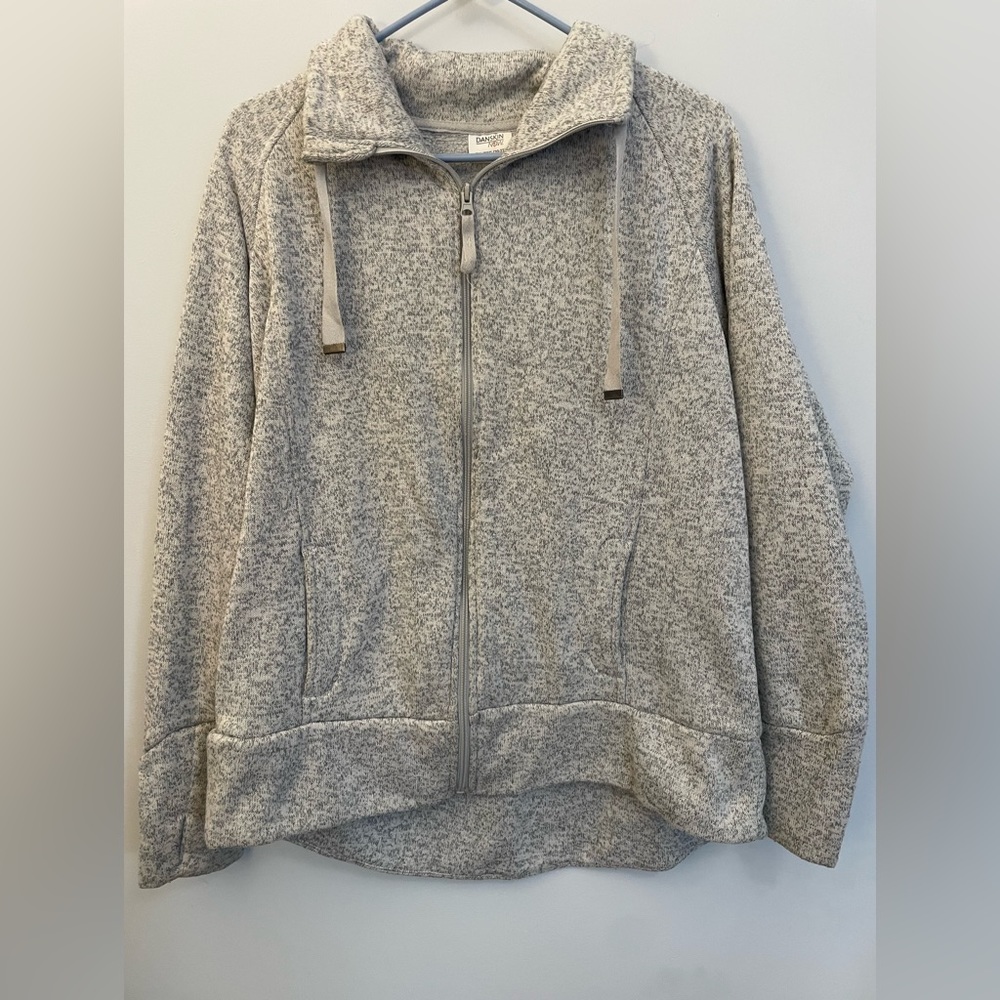 Plus Size Women’s Zip Up Sweater